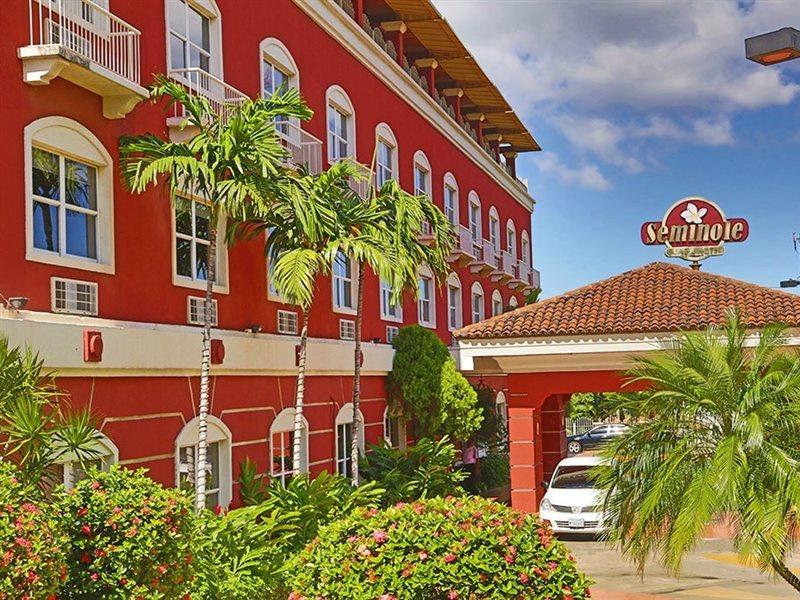Seminole Plaza Hotel 마나과 외부 사진