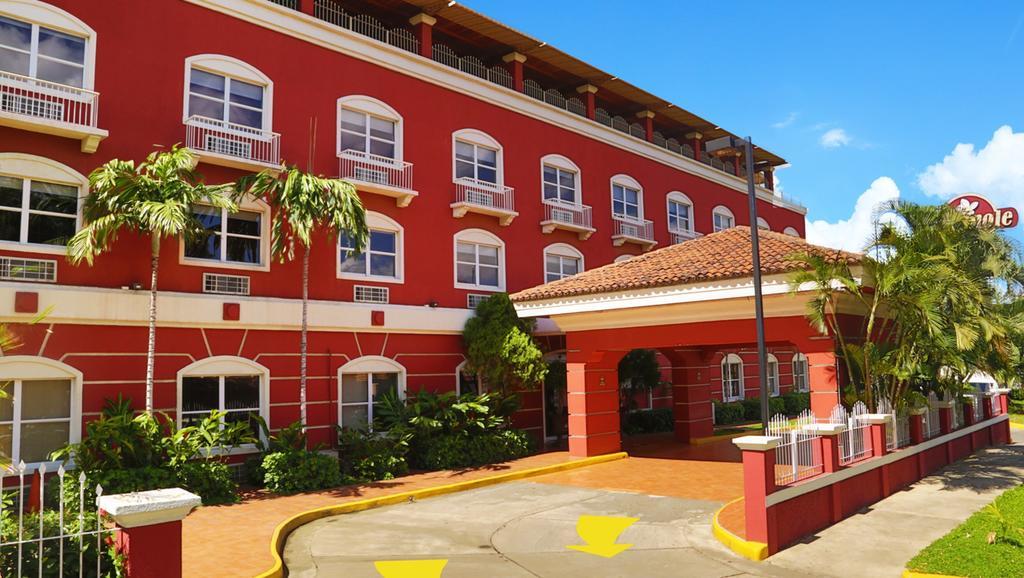 Seminole Plaza Hotel 마나과 외부 사진