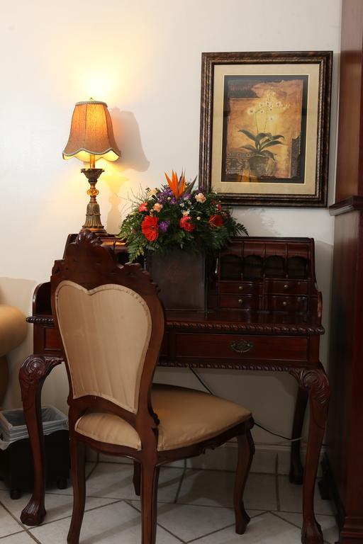 Seminole Plaza Hotel 마나과 외부 사진