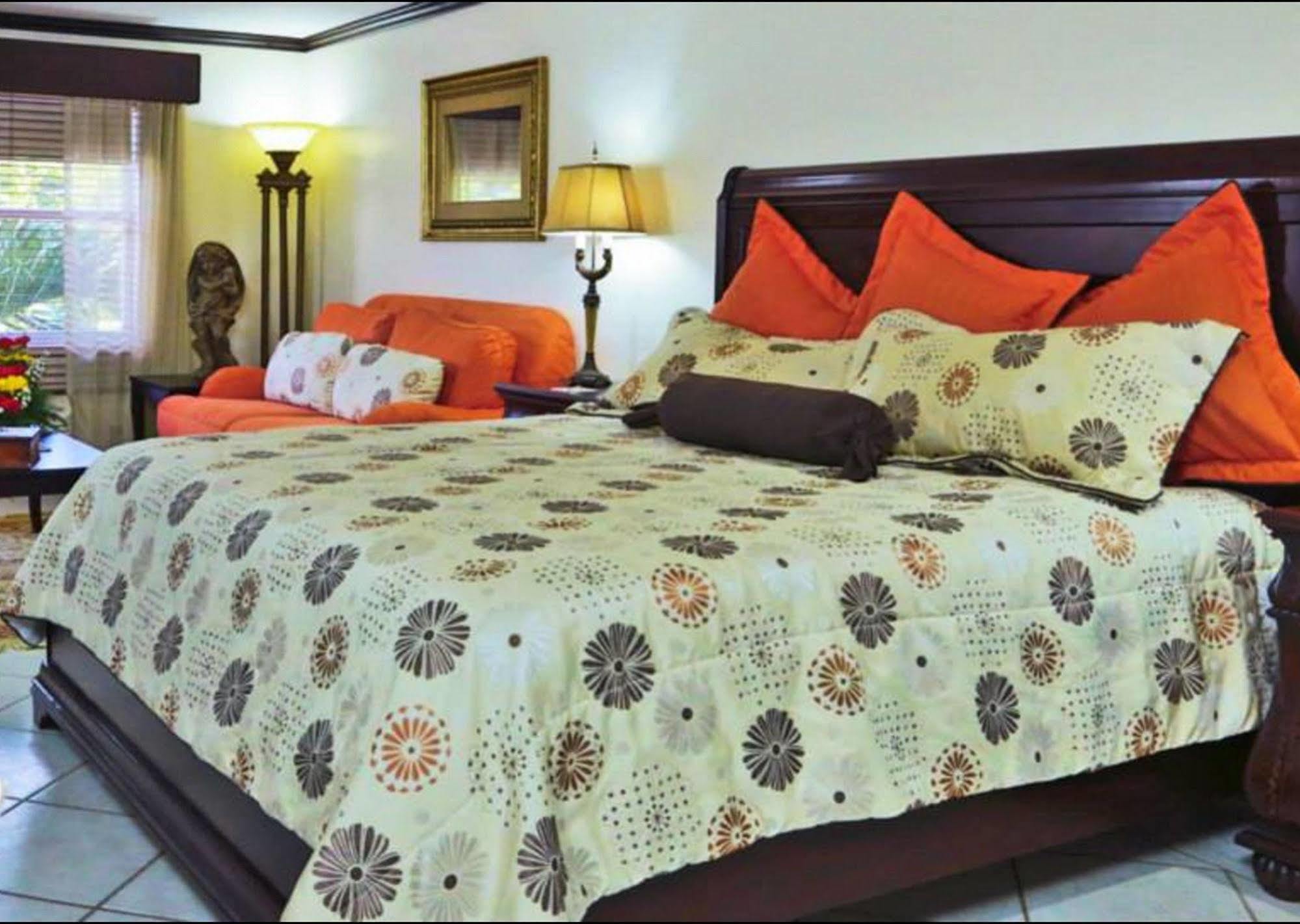 Seminole Plaza Hotel 마나과 외부 사진